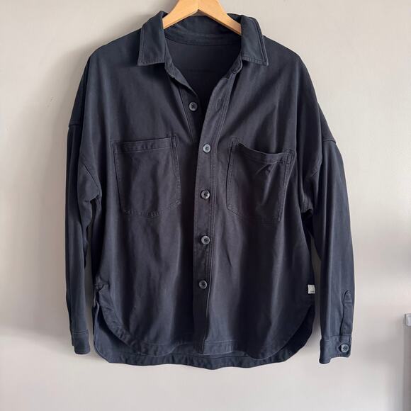 Vuori Tops - Vuori MacKenzie Black Button Down Shirt Jacket Size M/L